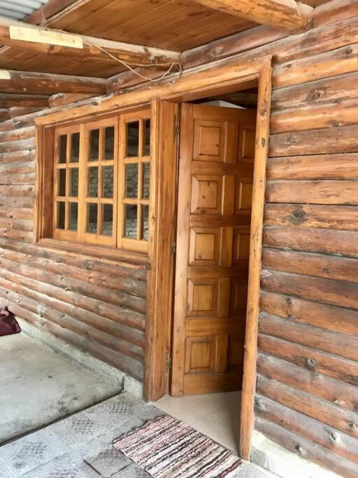 Pequena Casa De Troncos, Detras De Casa Principal No Trabajo Con Tarjeta De Credito Puerto Madryn Dış mekan fotoğraf